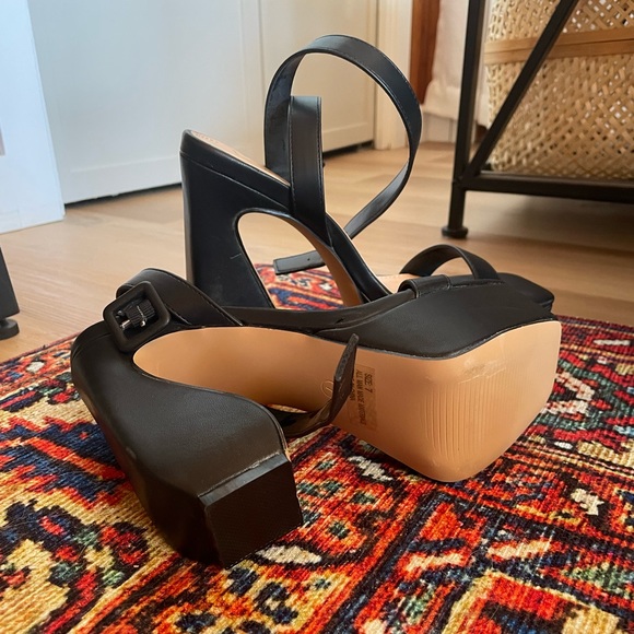 Lulus “Lorio Black Platform Square Toe Ankle Strap High Heel Sandals” - Picture 3 of 7